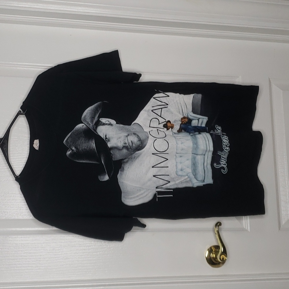 Tim McGraw Country Singer Black T-Shirt Size Medium Southern Voice 2010